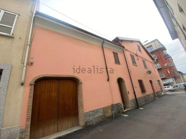 Casa in vendita a Borgonovo Val Tidone, Reggio Emilia