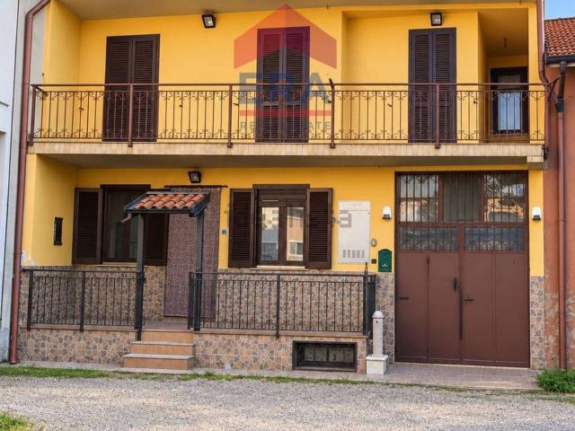 Casa in vendita a Casorate Primo, Pavia