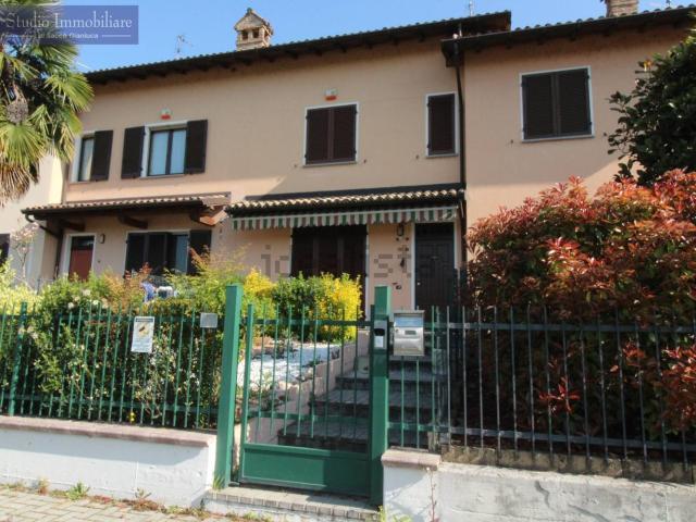 Casa in vendita a Pinarolo Po, Lombardia