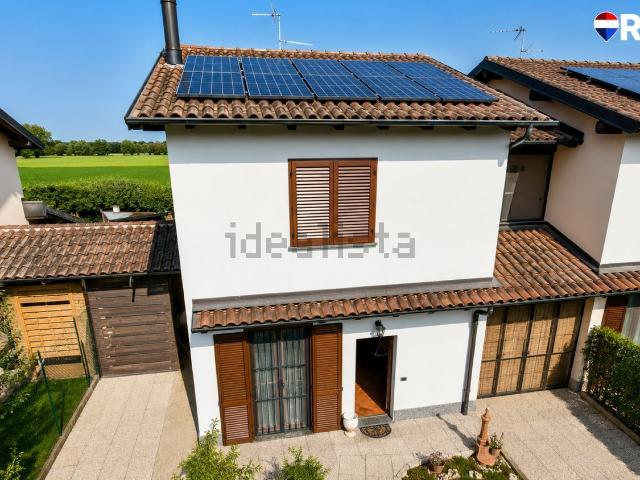 Casa in vendita a Sant'alessio Con Vialone, Lombardia