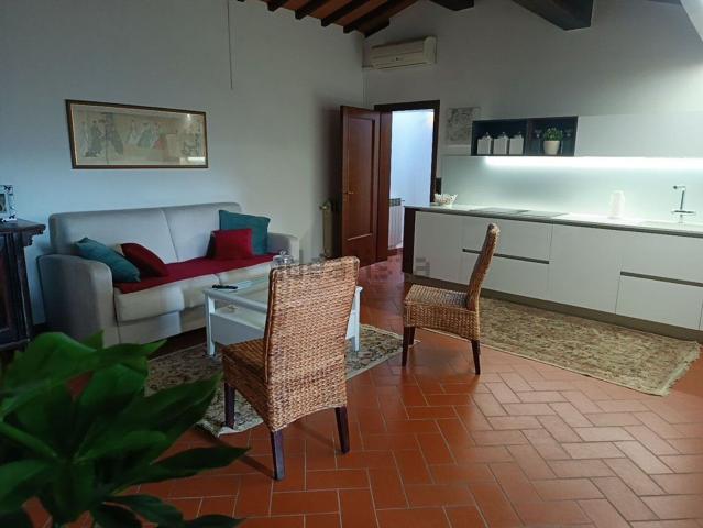 Casa in vendita a I Renacci, Carmignano