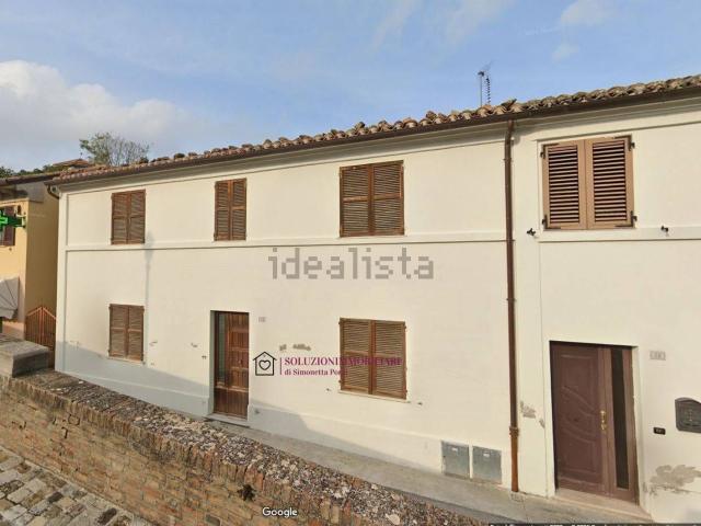 Casa in vendita a Terre Roveresche, Marche
