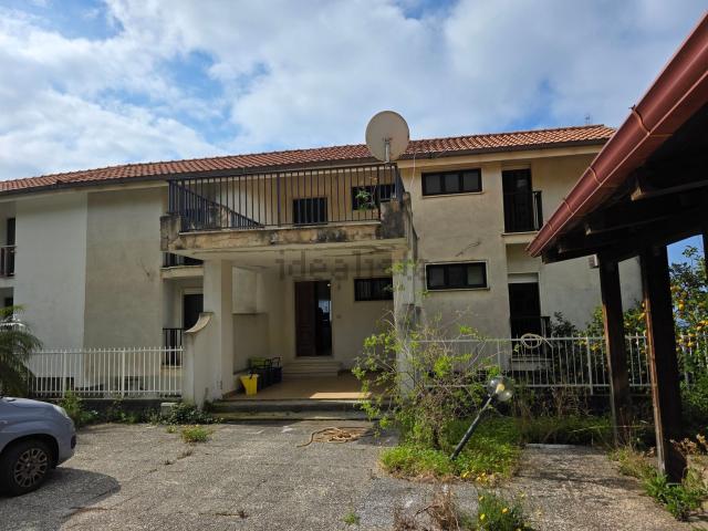 Casa in vendita a San Francesco, Calabria