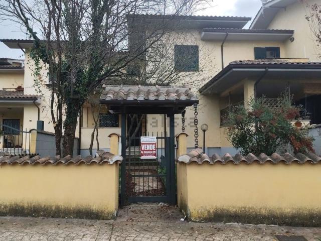 Casa in vendita a Colfelice, Frosinone
