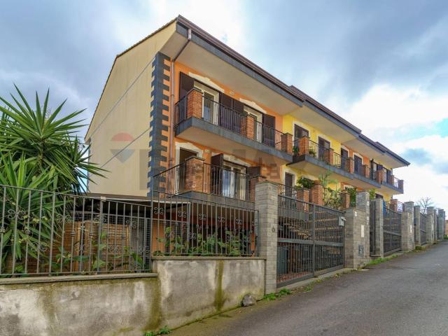 Casa in vendita a Acireale, Sicilia