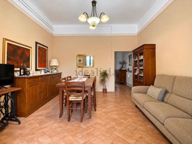 Casa in vendita a Montione, Cascina