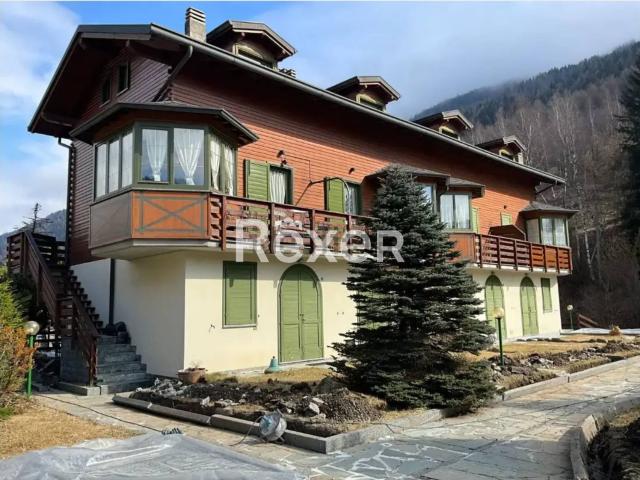 Casa in vendita a Comunità montana della valle Camonica, Corteno Golgi