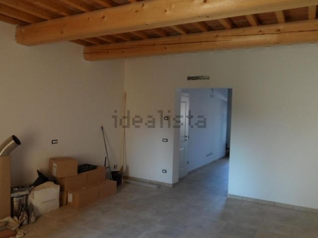 Casa in vendita a Carmignano, Toscana