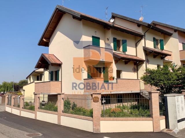 Casa in vendita a Vidigulfo, Lombardia