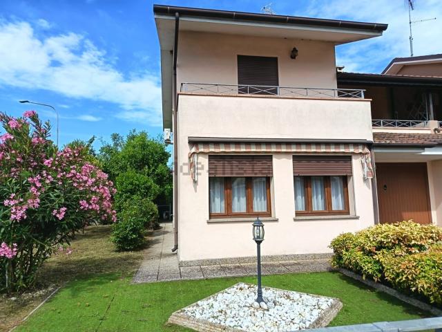 Casa in vendita a Piacenza d'Adige, Padova