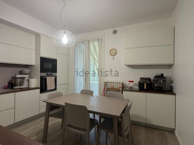 Casa in vendita a Romano Di Lombardia, Lombardia