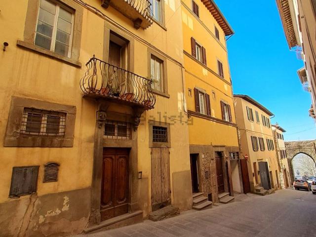 Casa in vendita a Cortona, Toscana