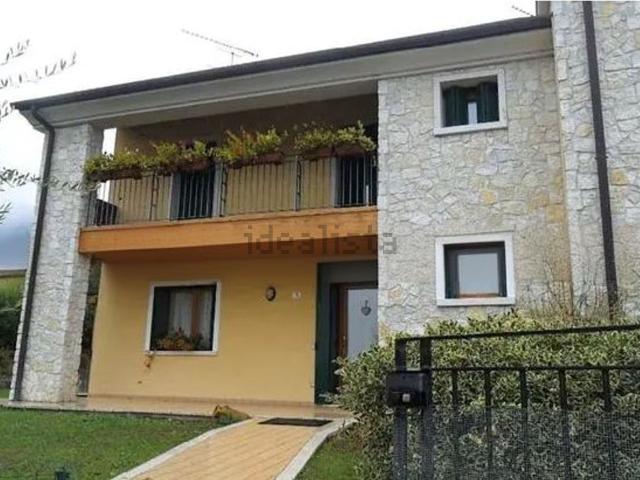 Casa in vendita a Farra di Soligo, Treviso