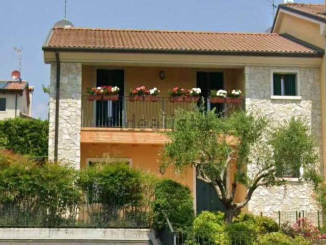 Casa in vendita a Farra di Soligo, Treviso