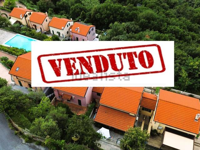 Casa in vendita a Vezzi Portio, Liguria