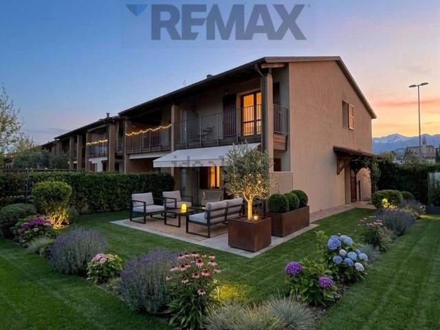 Casa in vendita a Castelnuovo Del Garda, Veneto