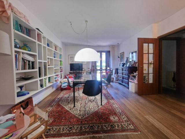 Casa in vendita a La Prada, Carrara
