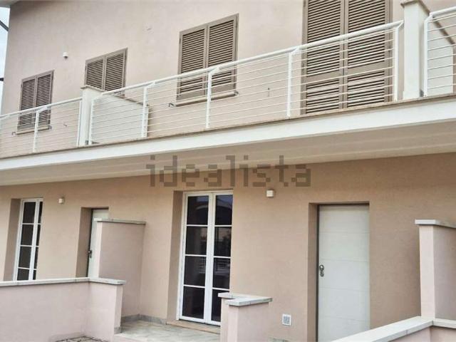 Casa in vendita a Montale Alto, Montale