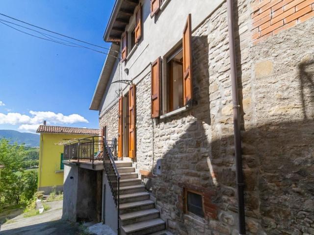 Casa in vendita a Neviano Degli Arduini, Reggio Emilia