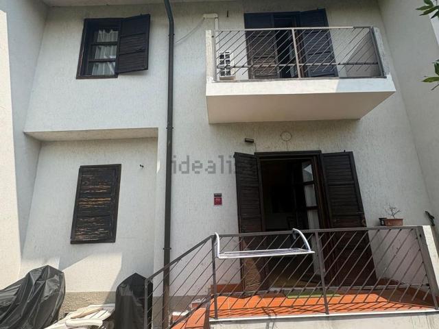 Casa in vendita a Stezzano, Lombardia