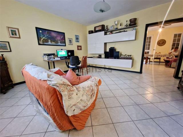 Casa in vendita a Le Case, Montevettolini