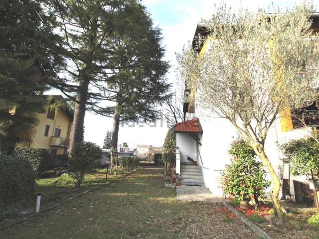 Casa in vendita a Gorla Maggiore, Lombardia