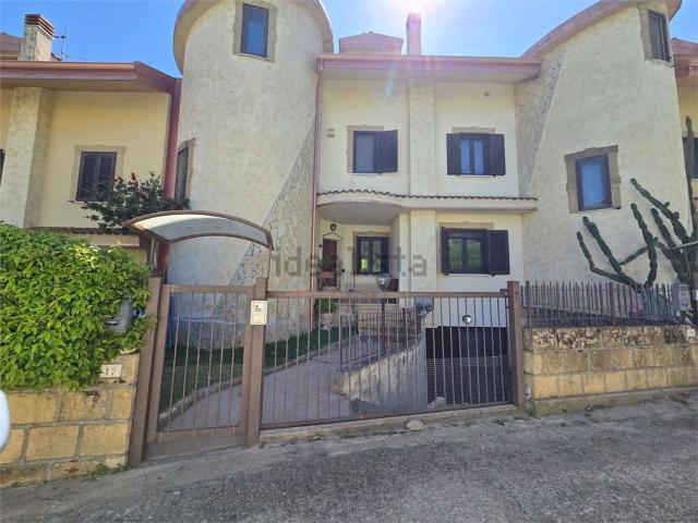 Casa in vendita a Calabria, Catanzaro