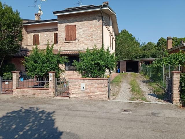 Casa in vendita a Unione Comuni Modenesi Area Nord, San Prospero