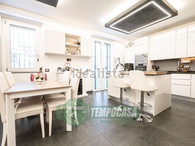 Casa in vendita a Pogliano Milanese, Lombardia