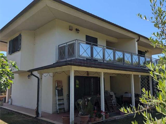 Casa in vendita a Monterosi, Lazio