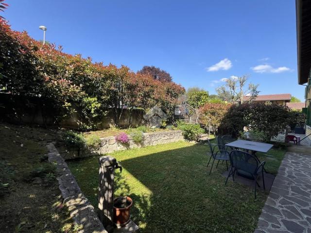 Casa in vendita a Imbersago, Lombardia