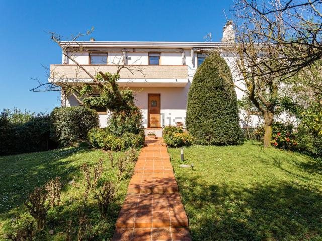Casa in vendita a Giarre, Abano Terme Bagni