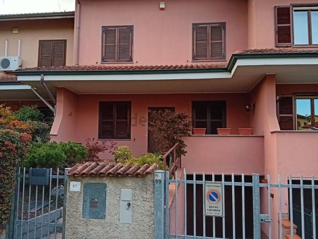 Casa in vendita a Mulazzano, Lombardia