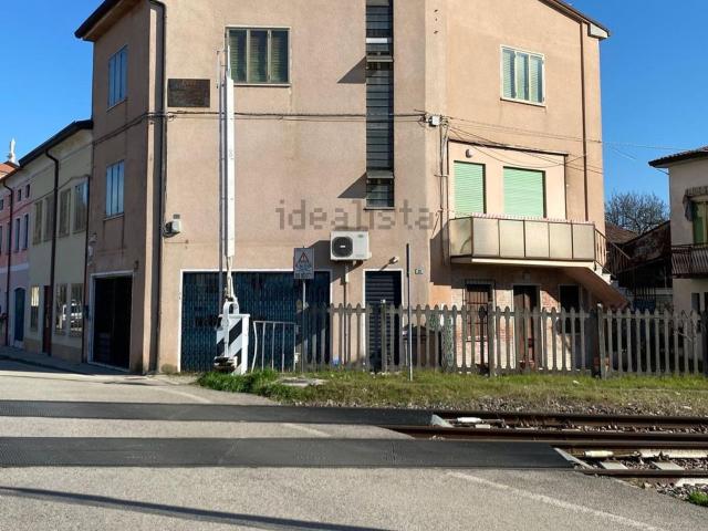 Casa in vendita a Dueville, Vicenza