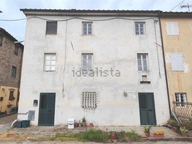 Casa in vendita a Bagni Di Lucca Ponte, Toscana