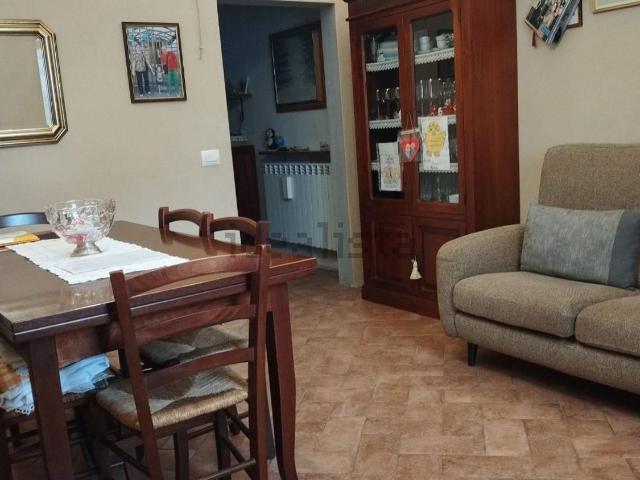 Casa in vendita a Navacchio, Cascina