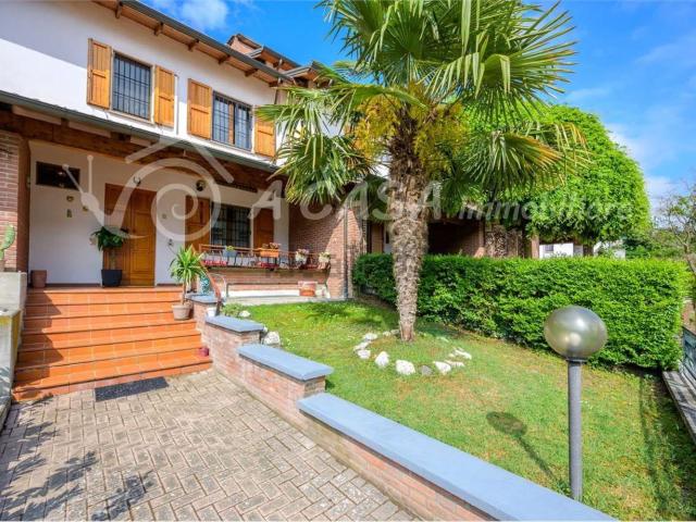 Casa in vendita a Noceto, Reggio Emilia