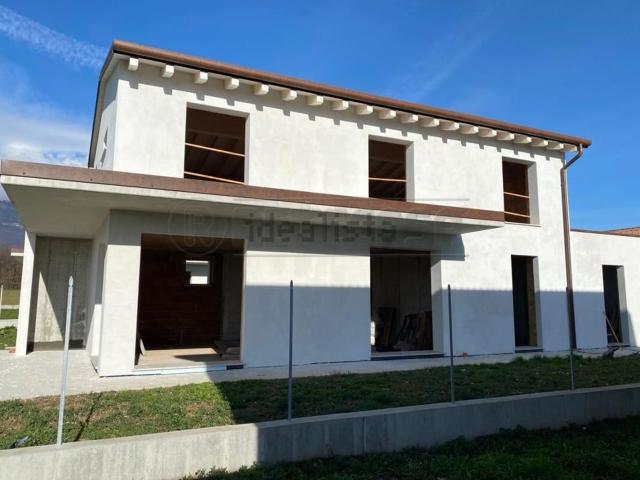 Casa in vendita a Mussolente, Veneto