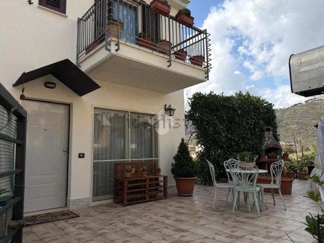 Casa in vendita a Pozzilli, Molise