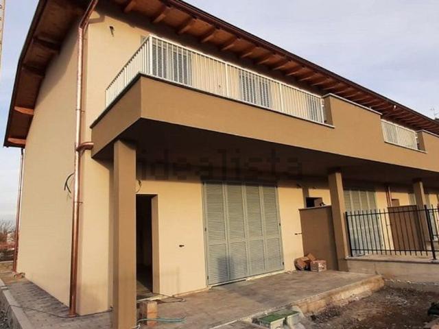 Casa in vendita a Besurica, Piacenza