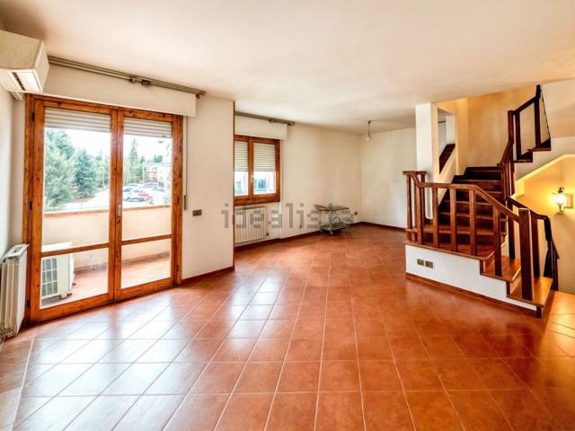 Casa in vendita a Giglio, Montevarchi