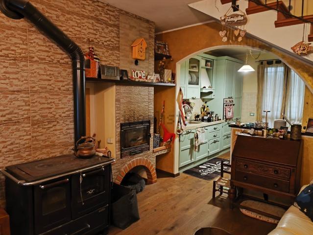 Casa in vendita a Monsummano Terme, Pistoia