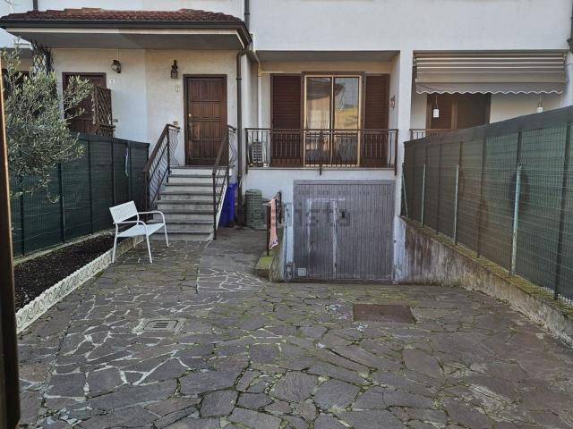 Casa in vendita a Mediglia, Lombardia