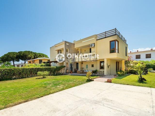 Casa in vendita a Sarroch, Sardigna/Sardegna