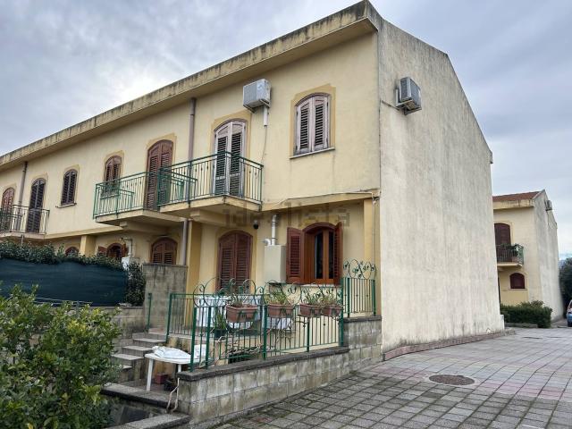 Casa in vendita a Sant'Antonio, Barcellona Pozzo Di Gotto