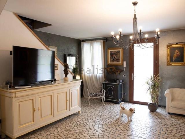 Casa in vendita a Mira Vecchia, Mira Taglio