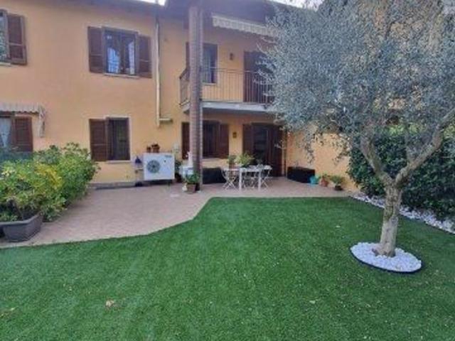 Casa in vendita a Capriano del Colle, Brescia