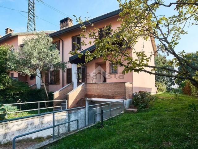 Casa in vendita a Bisnate, Zelo Buon Persico