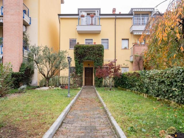 Casa in vendita a Ospiate, Bollate