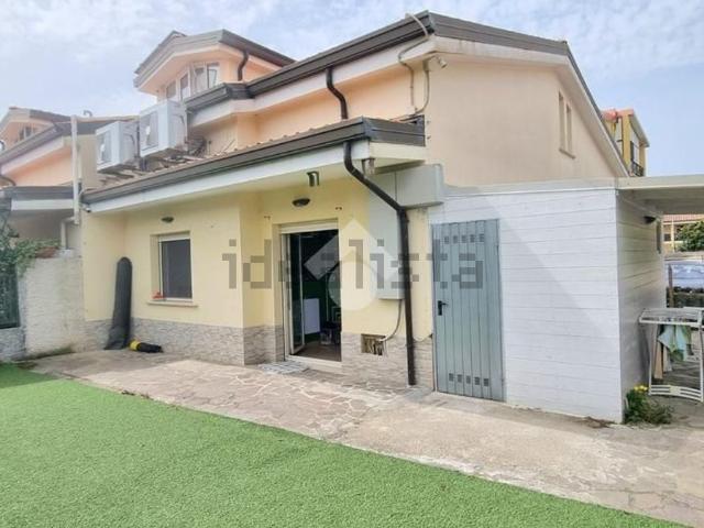 Casa in vendita a Calabria, Catanzaro